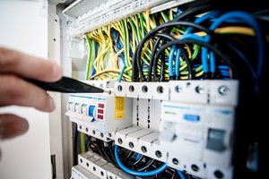 Elektriker für unseren Anlagenbau ...